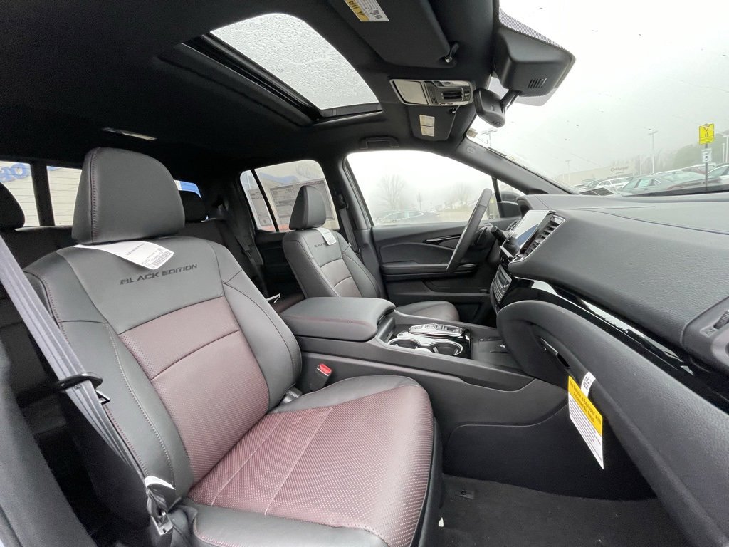 New 2026 Honda Ridgeline Black Edition image 12