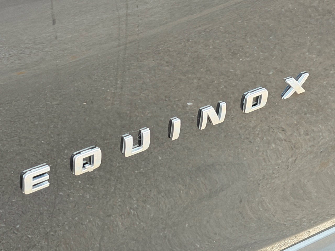 Used 2020 Chevrolet Equinox LS AWD/4WD image 11