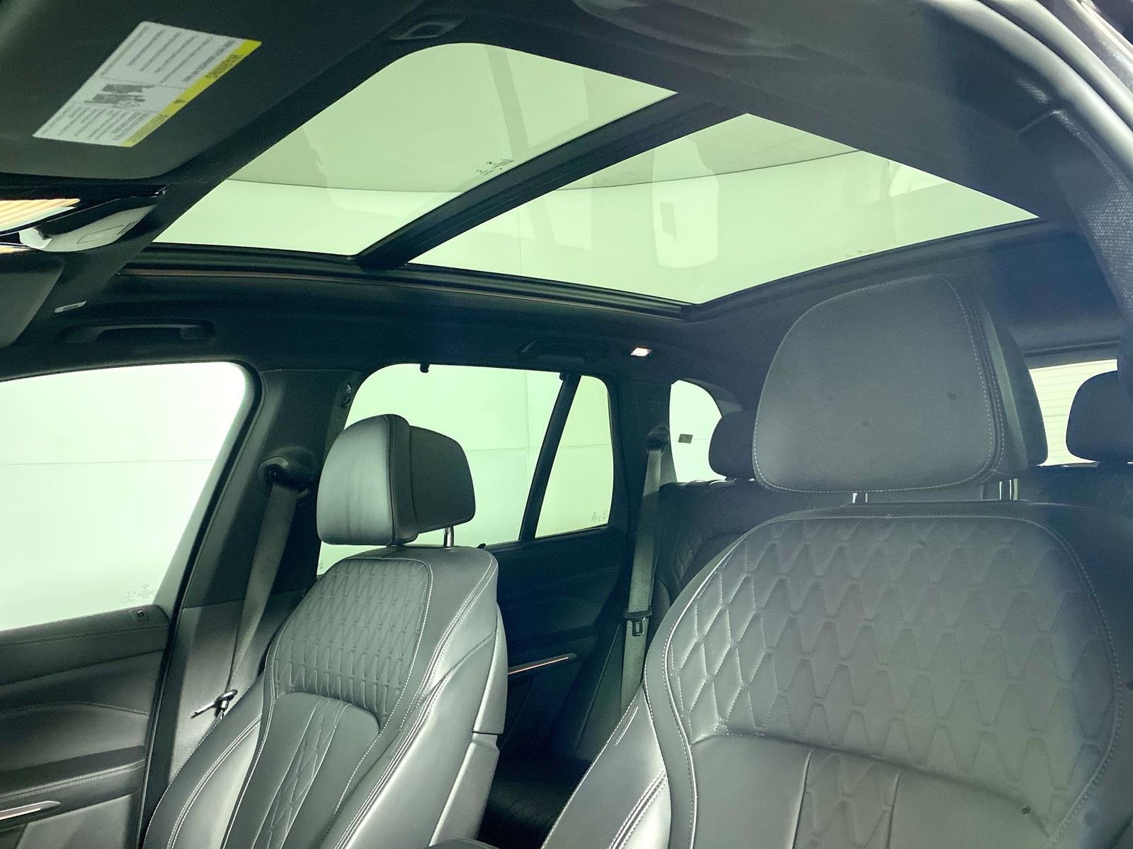 Used 2022 BMW X5 xDrive40i w/ Premium Package image 18