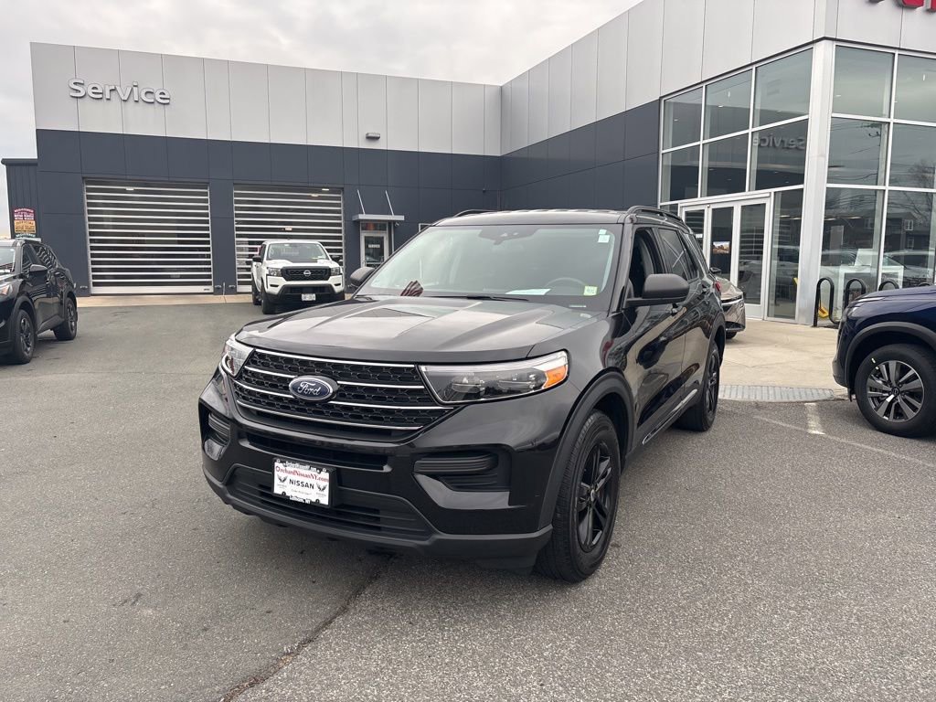 Used 2020 Ford Explorer XLT w/ Comfort Package image 3