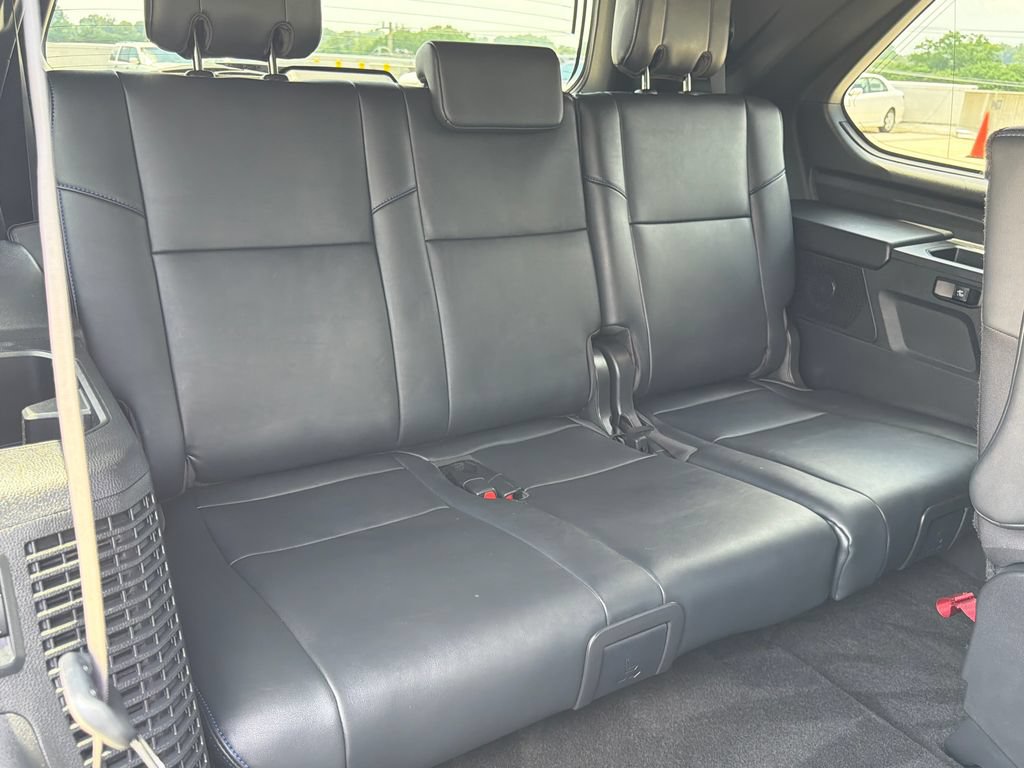 Used 2024 Toyota Sequoia Platinum AWD/4WD image 16