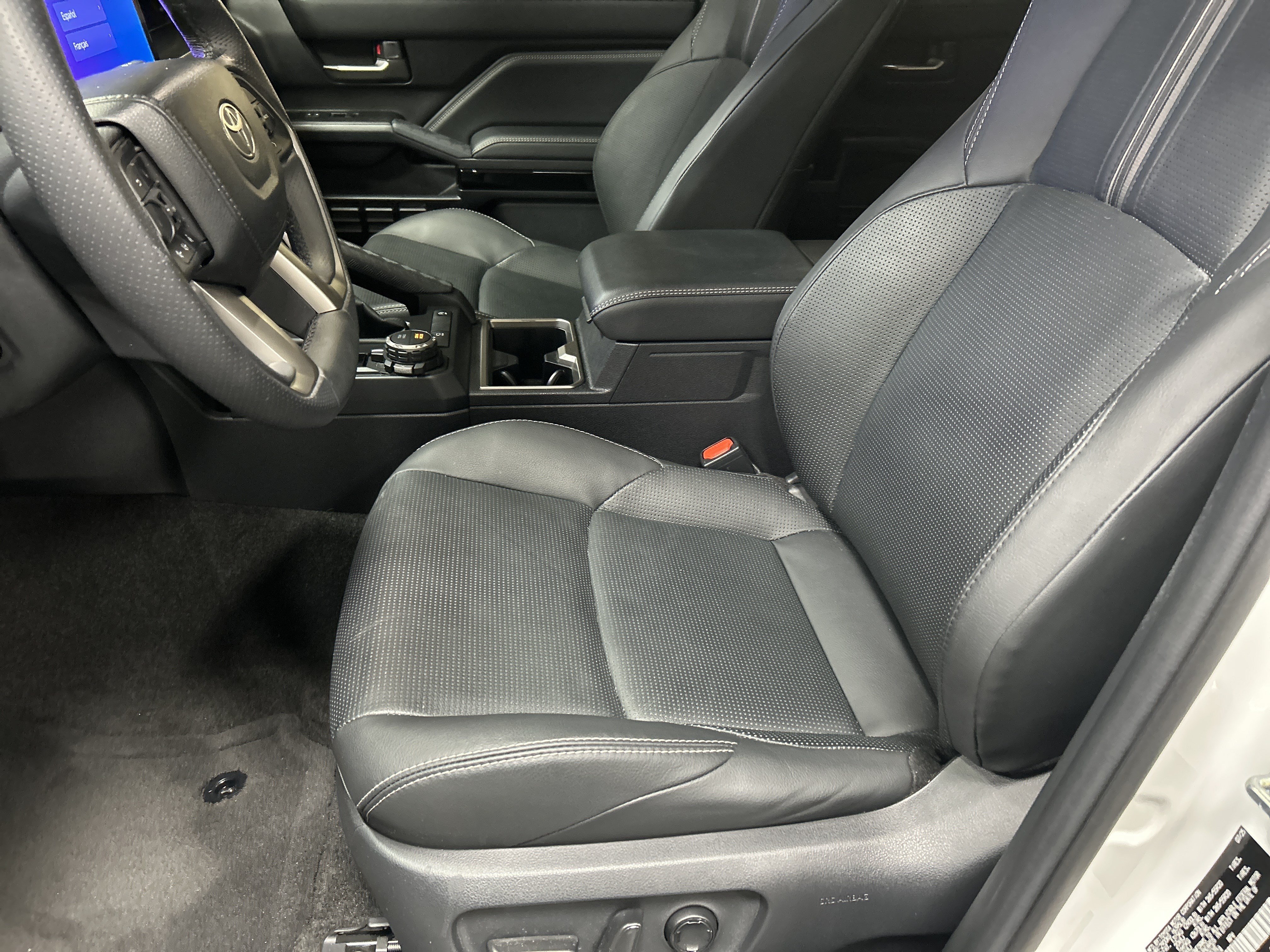 Used 2025 Toyota 4Runner Limited AWD/4WD image 16