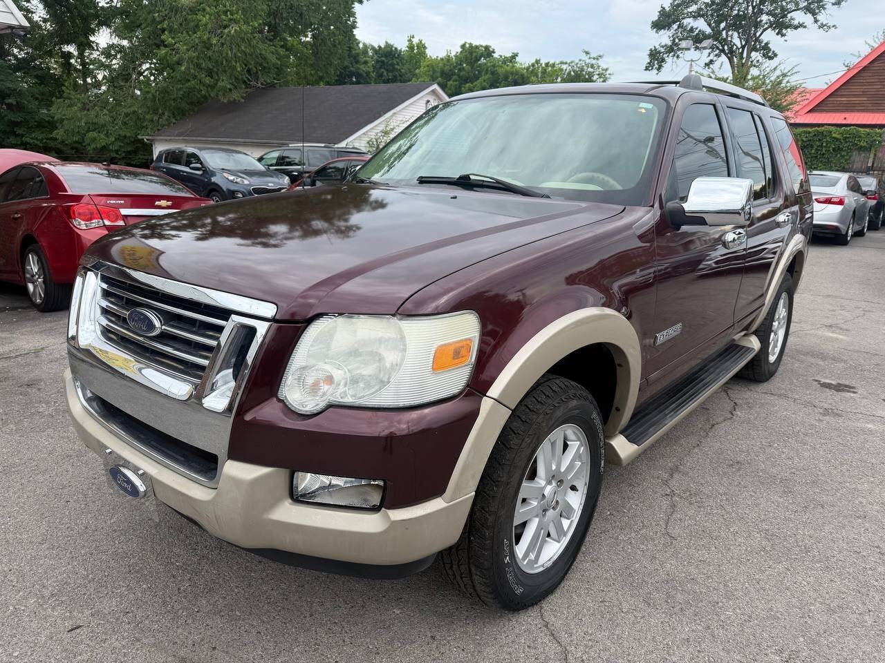 Used 2006 Ford Explorer Eddie Bauer RWD image 3