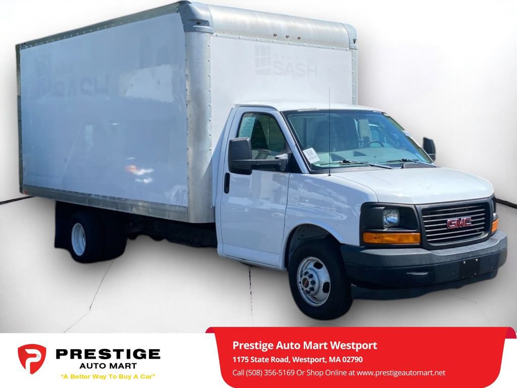 Used 2017 GMC Savana 3500 Extended RWD image 1
