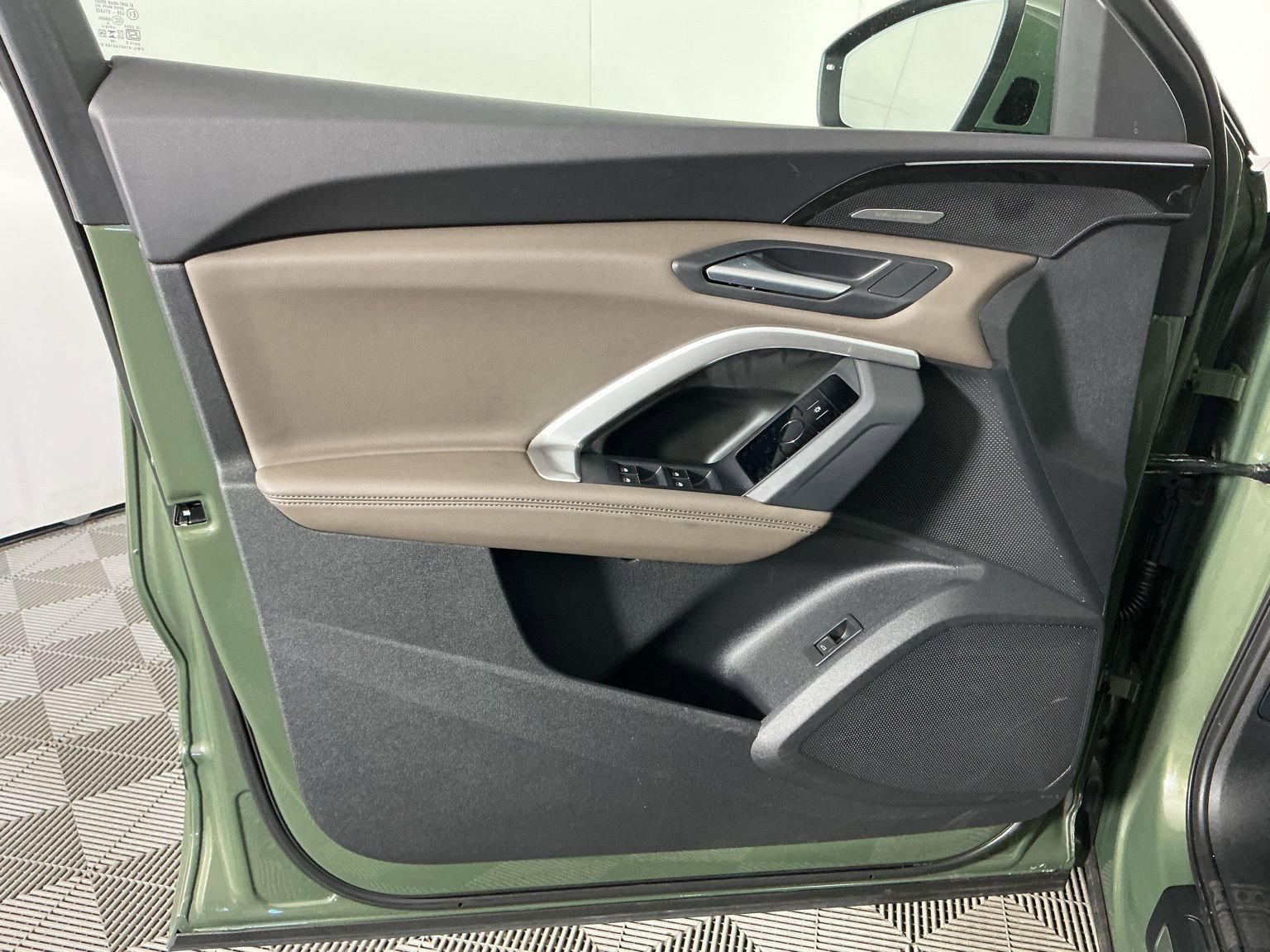 Used 2025 Audi Q5 Prestige image 19