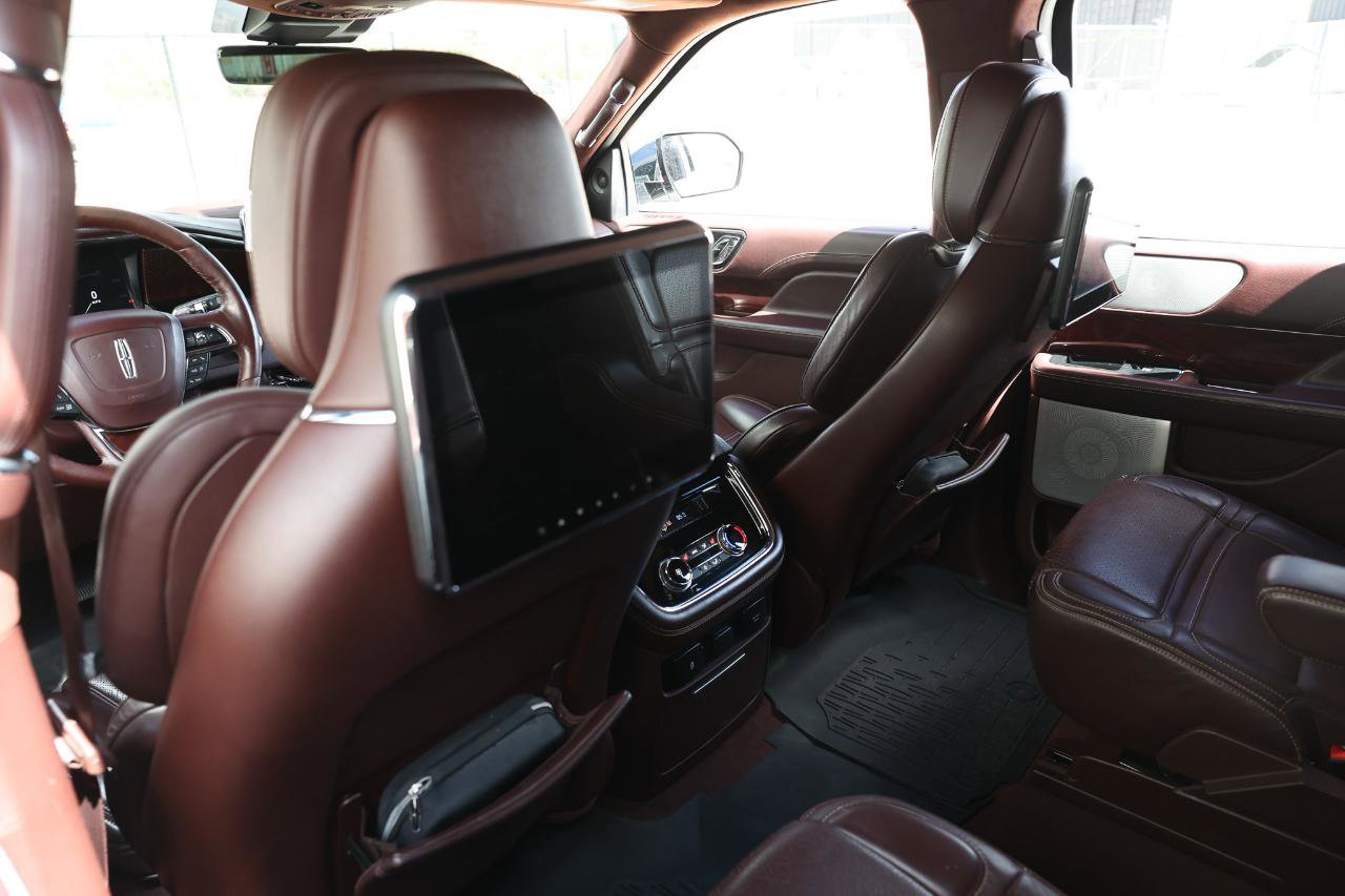 Used 2018 Lincoln Navigator L Black Label image 26