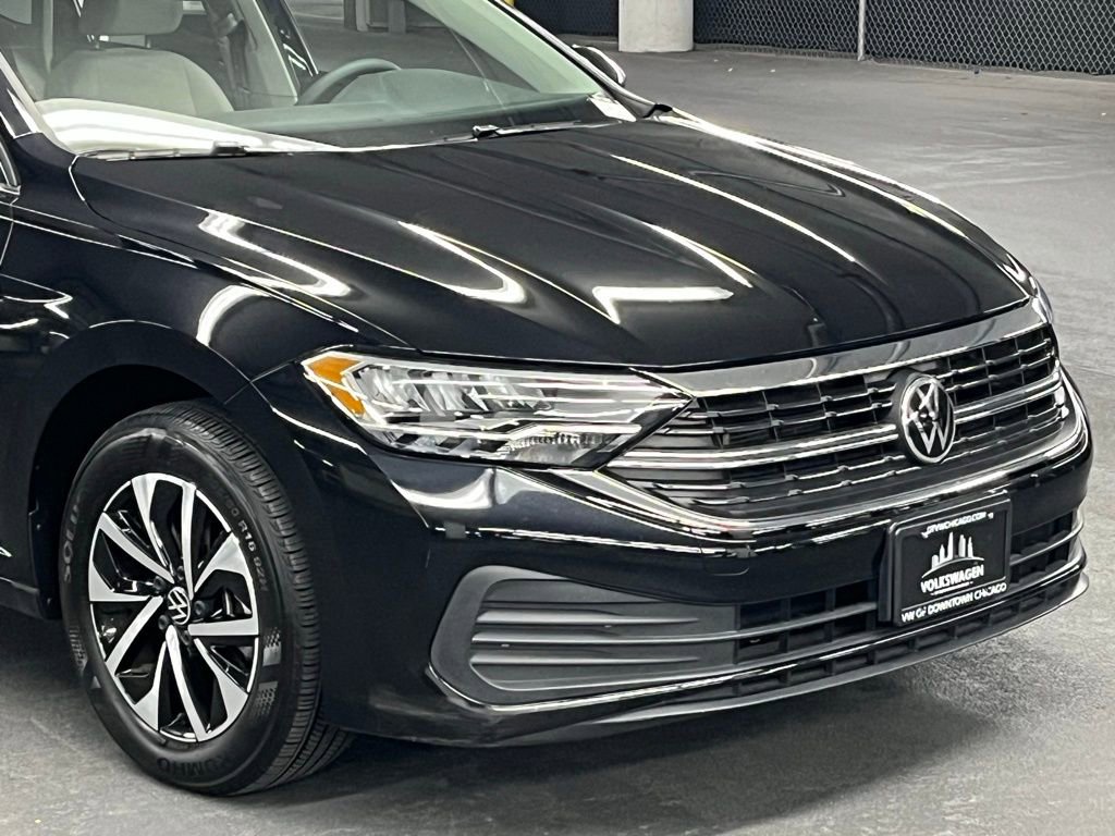 Certified 2023 Volkswagen Jetta S image 36