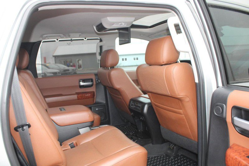 Used 2020 Toyota Sequoia Platinum image 12