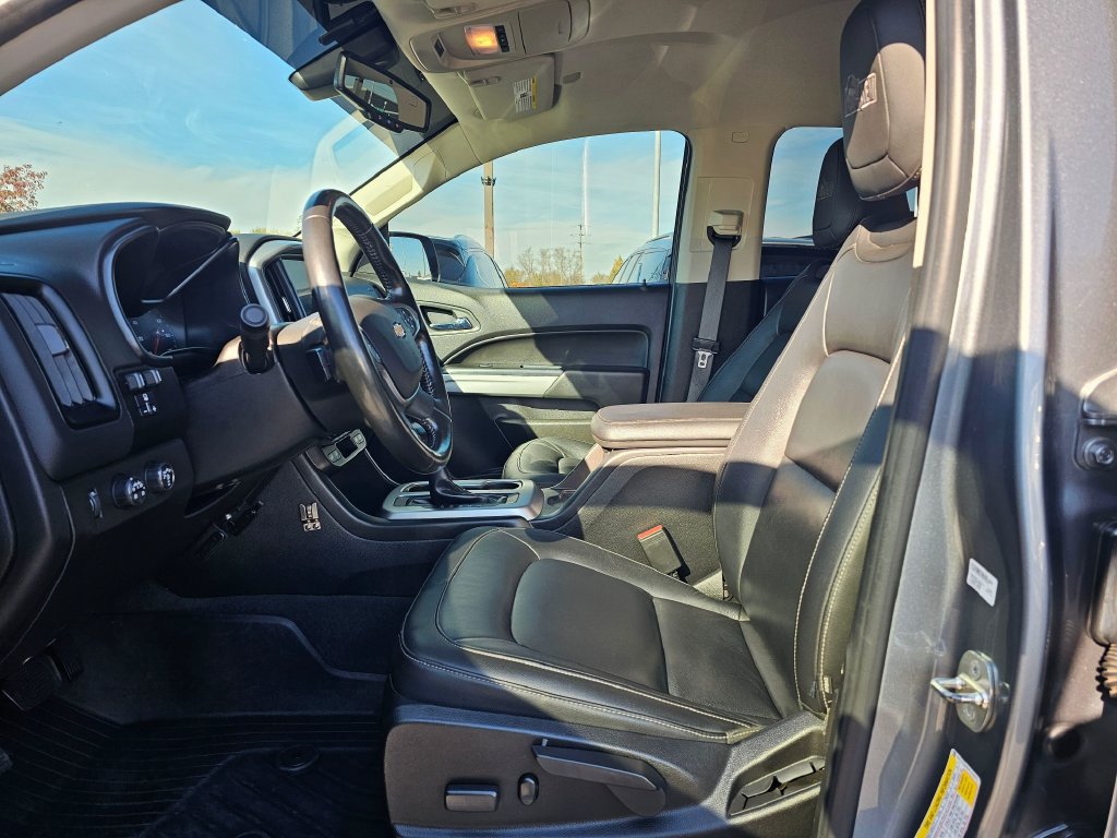 Used 2019 Chevrolet Colorado ZR2 w/ Colorado ZR2 Bison Edition AWD/4WD image 23