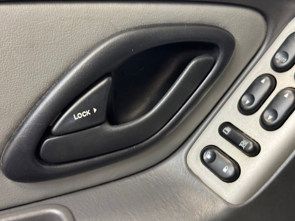 Used 2007 Ford Escape XLT FWD image 10
