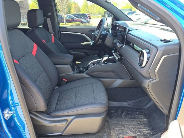Used 2024 Chevrolet Colorado Z71 w/ Z71 Convenience Package 2 AWD/4WD image 11