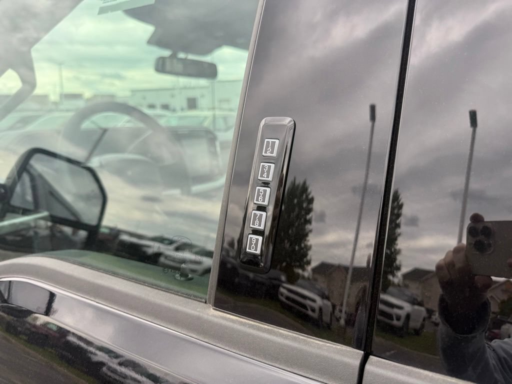 New 2026 Ford F250 XLT w/ XLT Premium Package AWD/4WD image 57