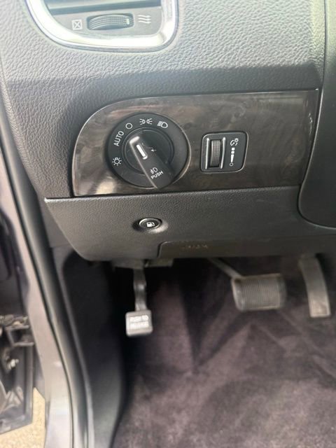 Used 2016 Dodge Durango Limited image 16