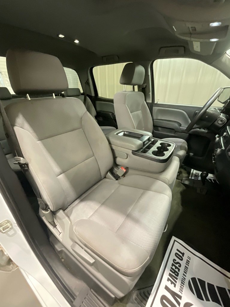 Used 2018 Chevrolet Silverado 1500 Custom w/ Custom Value Package image 13