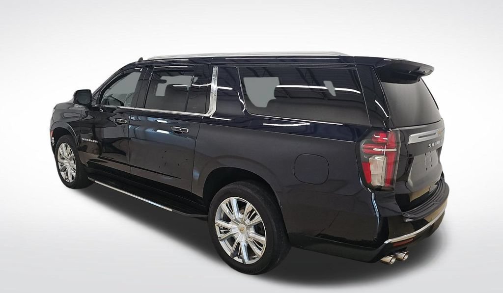 Used 2021 Chevrolet Suburban High Country AWD/4WD image 7