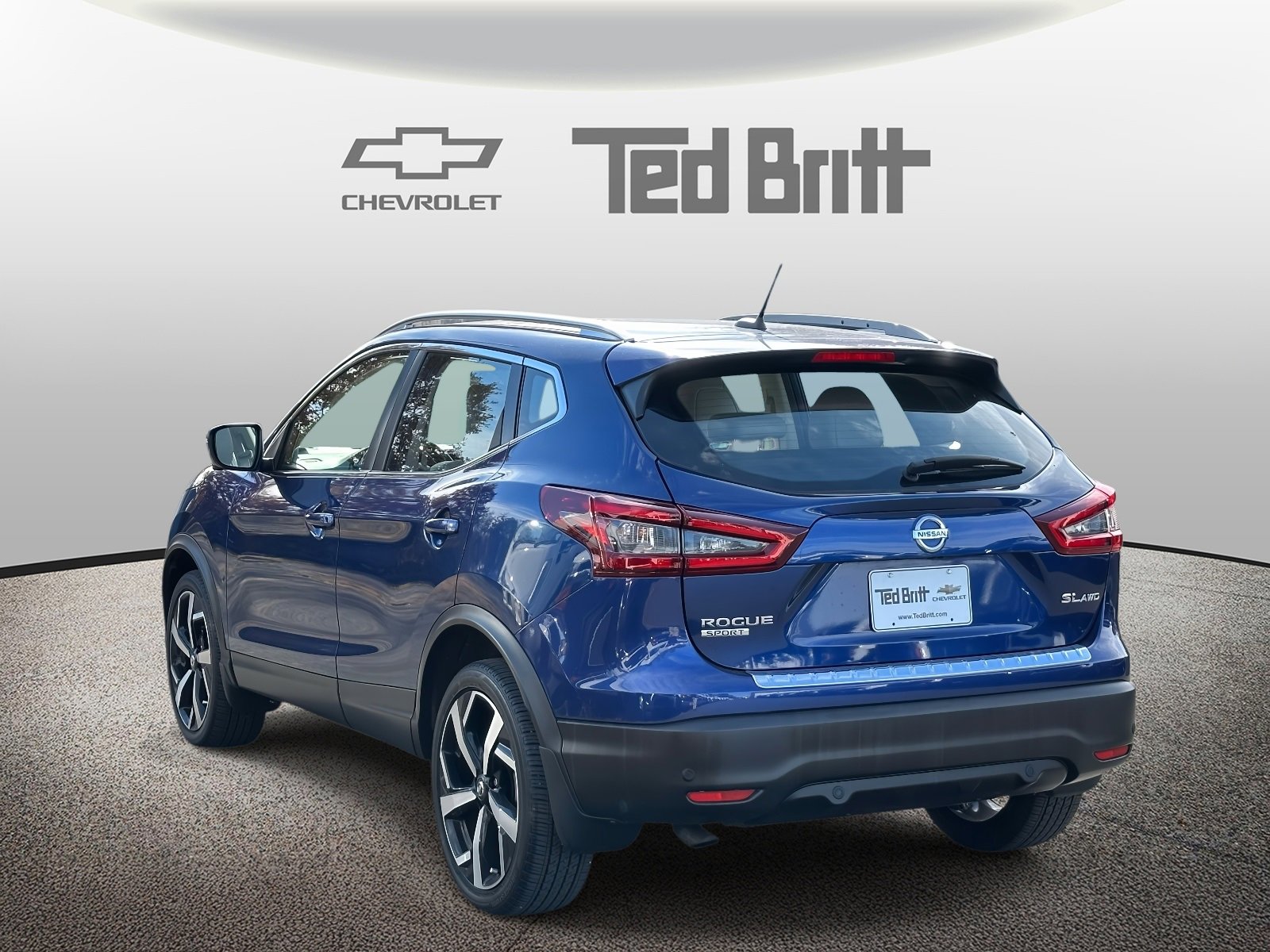 Used 2022 Nissan Rogue Sport SL image 6