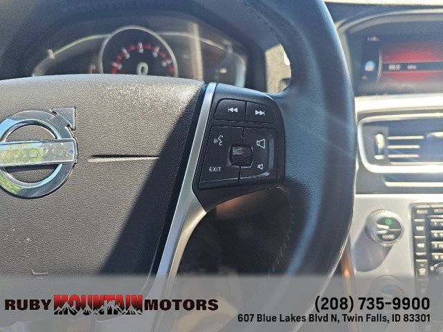 Used 2018 Volvo V60 T5 Cross Country AWD/4WD image 19