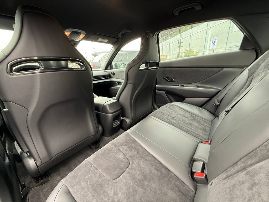 Certified 2025 Hyundai Elantra N FWD image 16