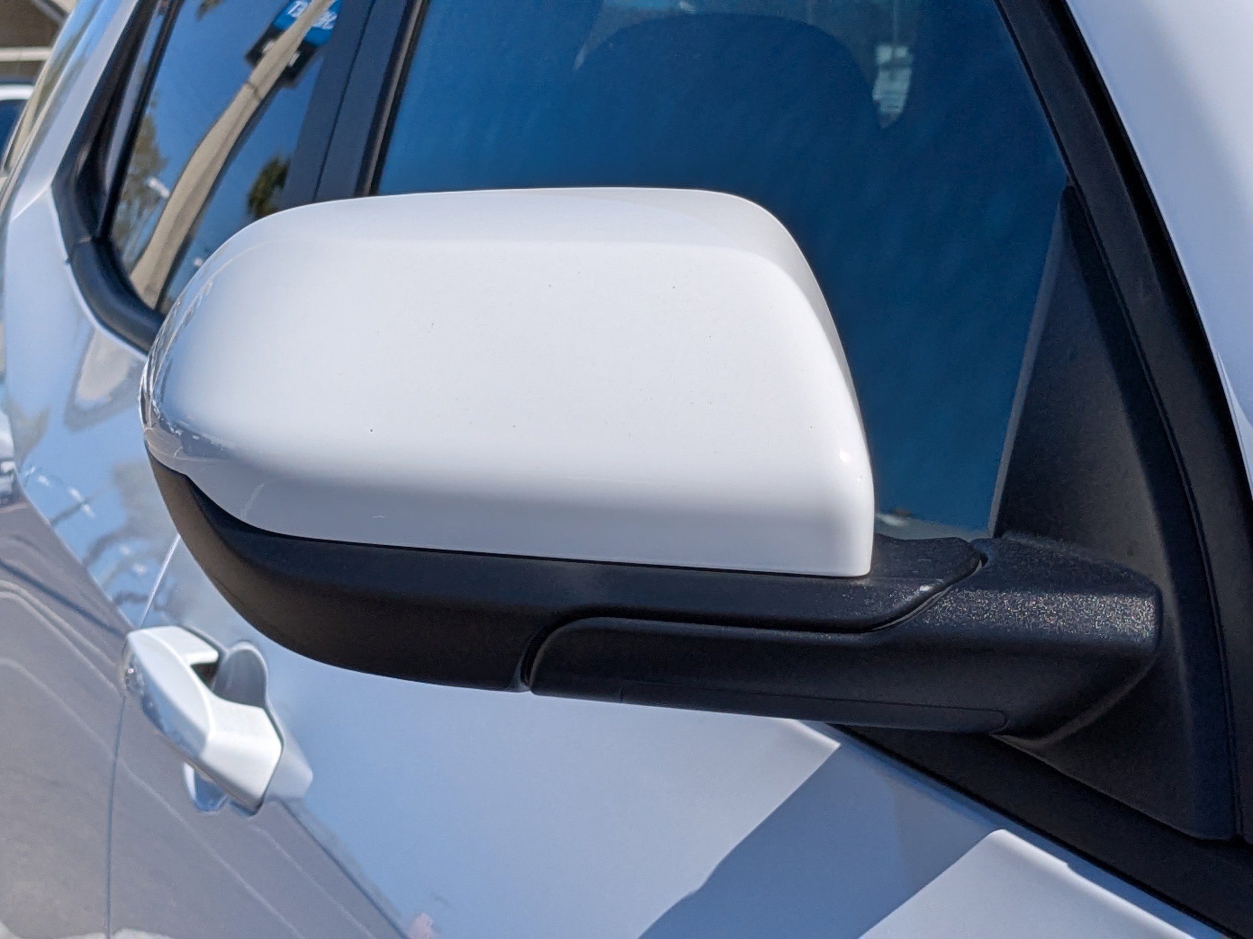 Used 2026 Chevrolet Equinox LT image 11