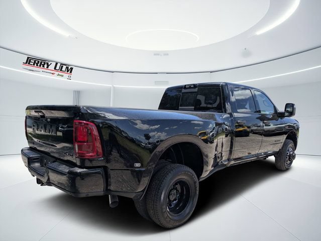New 2026 RAM 3500 Big Horn AWD/4WD image 3