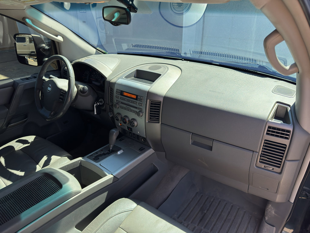 Used 2005 Nissan Titan LE w/ (R02) LE Off-Road Pkg image 25