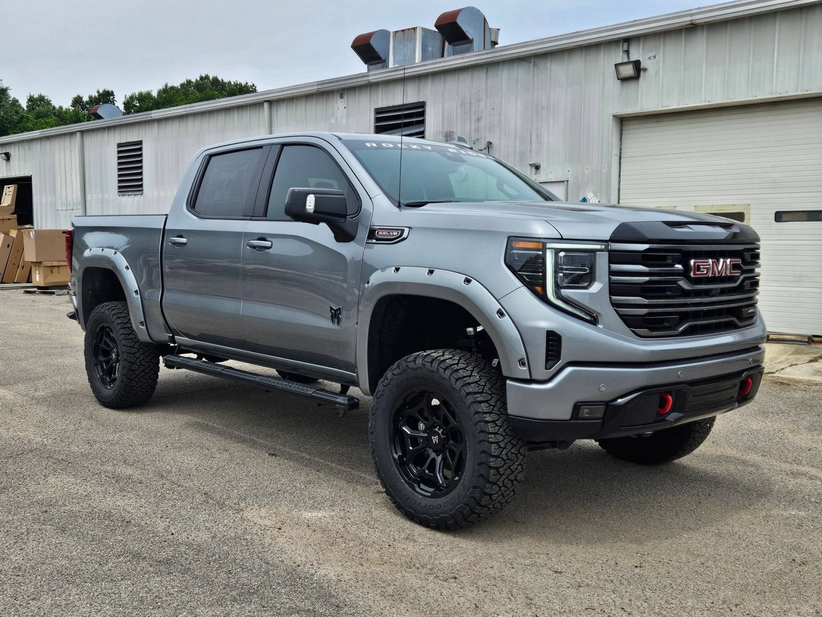 New 2026 GMC Sierra 1500 AT4 w/ AT4 Premium Package AWD/4WD image 9