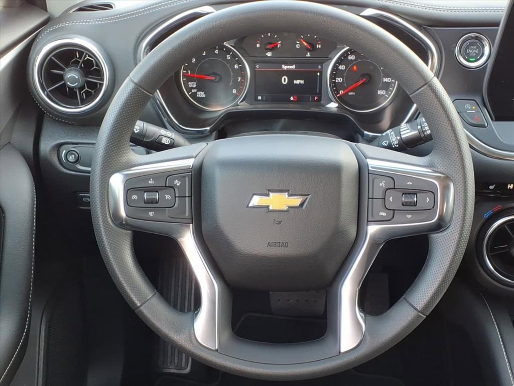 New 2026 Chevrolet Blazer LT w/ Midnight/Sport Edition AWD/4WD image 18