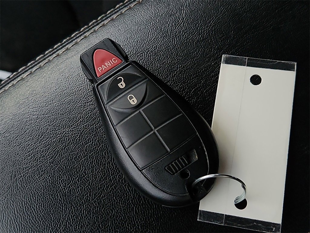 Used 2015 Jeep Cherokee Sport image 30