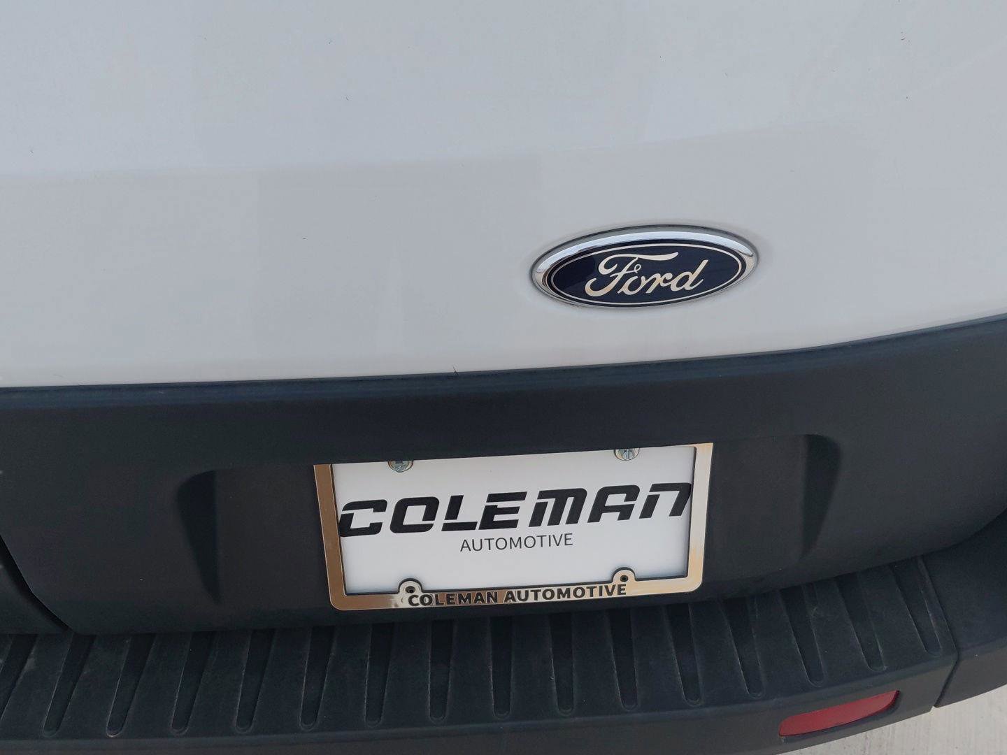 New 2023 Ford E-Transit Medium Roof image 19