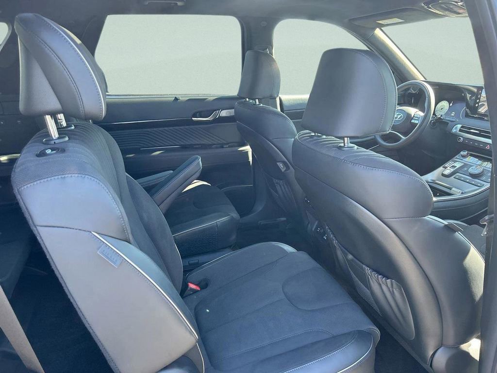 Used 2024 Hyundai Palisade Calligraphy image 23