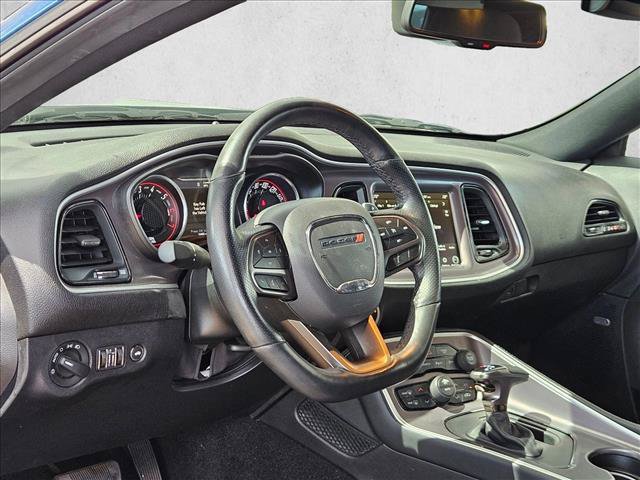 Used 2022 Dodge Challenger R/T Scat Pack RWD image 9