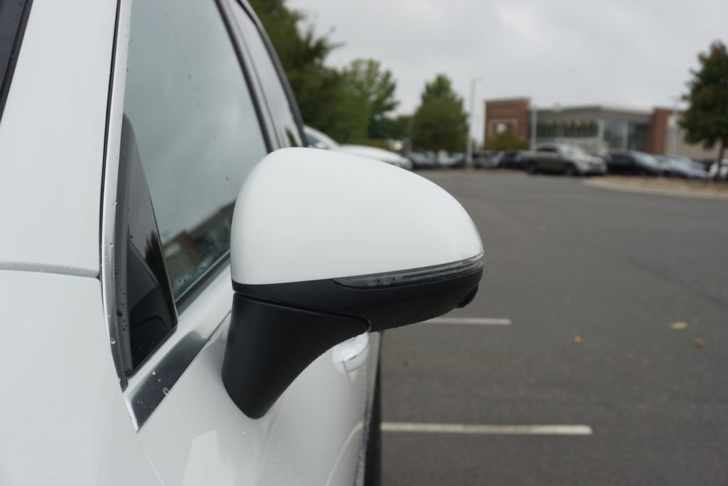 New 2026 Mercedes-Benz GLC 300 4MATIC image 12