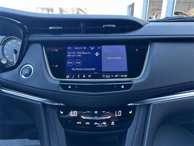 Certified 2022 Cadillac XT5 Premium Luxury w/ LPO, Floor Liner Package image 70