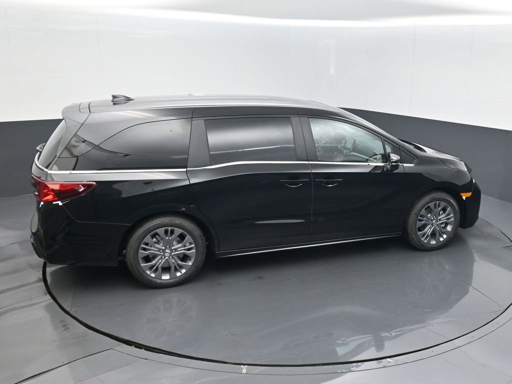 New 2026 Honda Odyssey Touring image 24