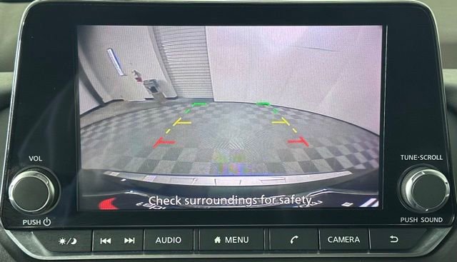 Used 2022 Nissan Rogue SV FWD image 20