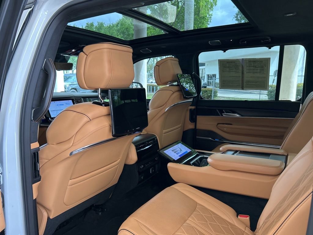 Used 2025 Jeep Grand Wagoneer L Series III w/ Rear Seat Video Group 1 image 60