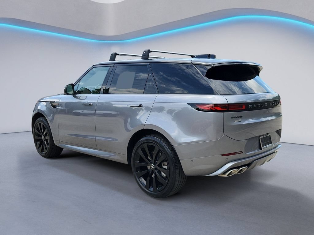 Used 2025 Land Rover Range Rover Sport Dynamic SE AWD/4WD image 4
