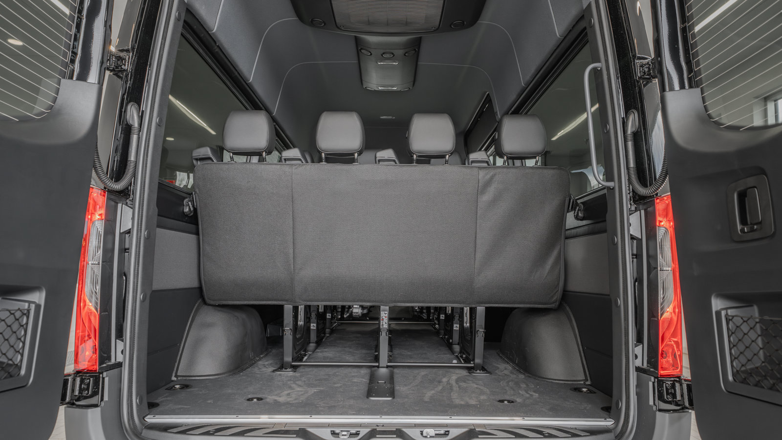 New 2026 Mercedes-Benz Sprinter 2500 image 36
