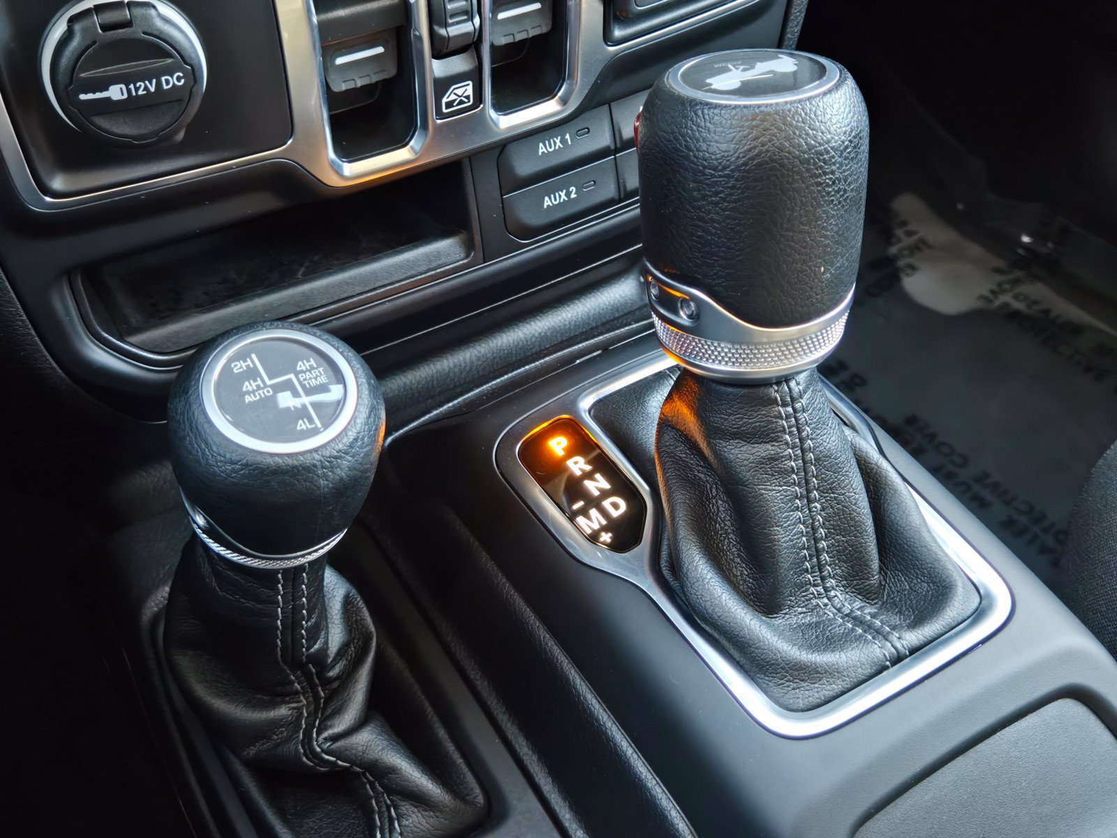 Used 2024 Jeep Wrangler Unlimited AWD/4WD image 22