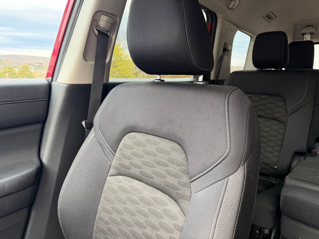 Used 2024 Nissan Pathfinder SV AWD/4WD image 21