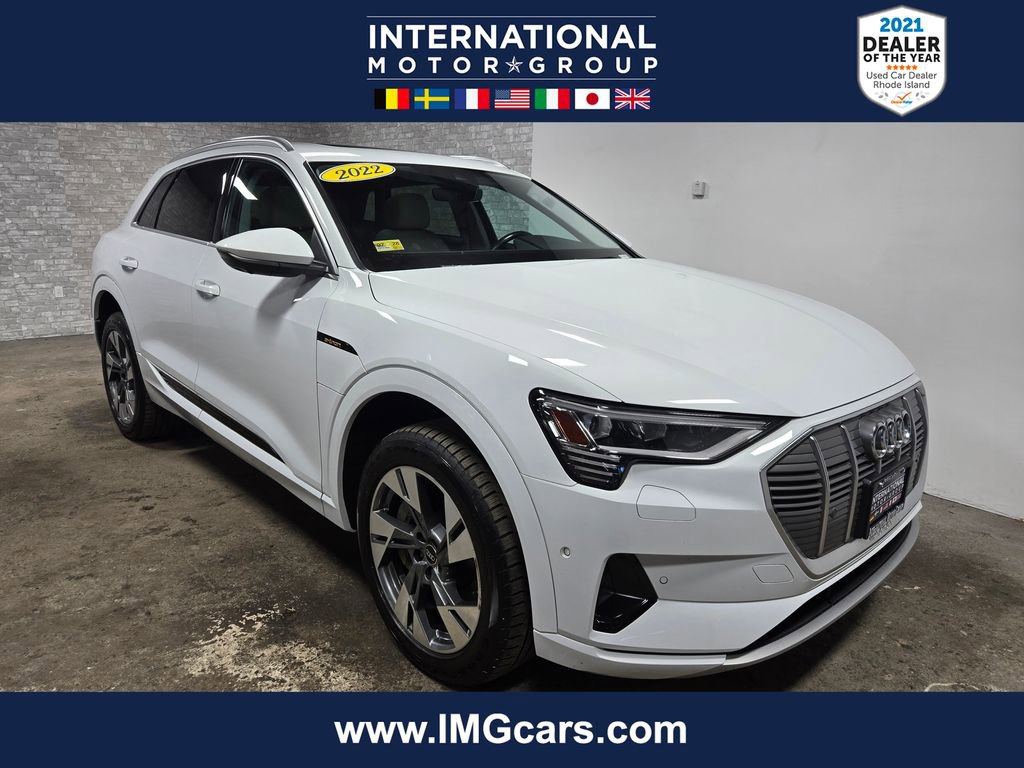 Used 2022 Audi e-tron Premium Plus w/ Premium Plus Package image 1