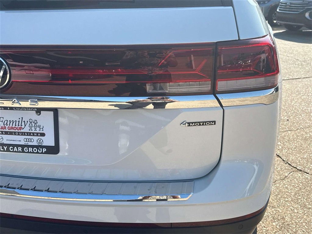 New 2026 Volkswagen Atlas SEL image 9