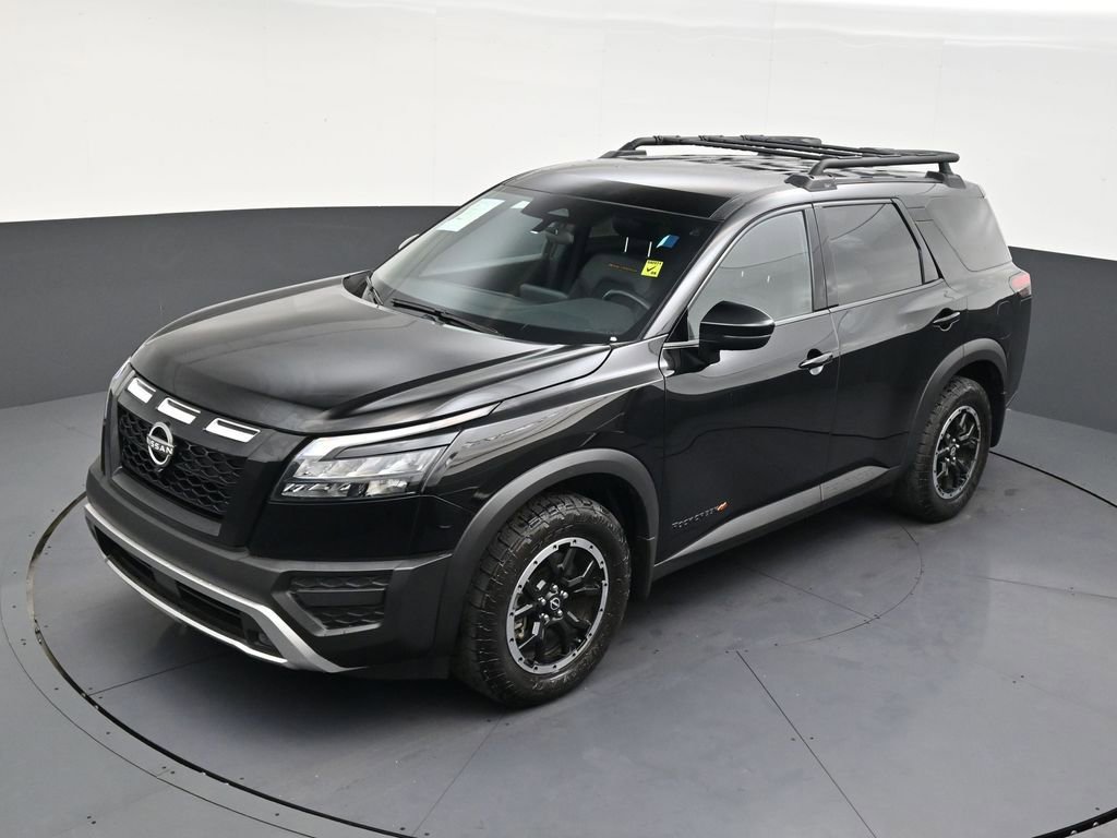 Used 2025 Nissan Pathfinder Rock Creek image 13
