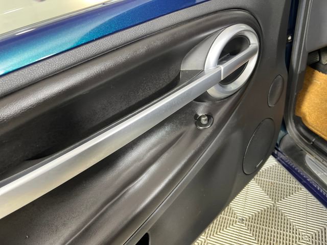 Used 2005 Chevrolet SSR Base w/ Preferred Equipment Group image 12