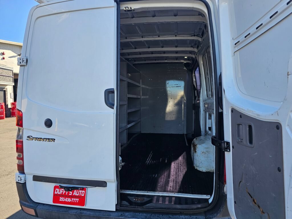 Used 2008 Dodge Sprinter 2500 w/ Contractor Group RWD image 29