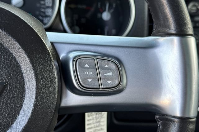 Used 2004 Chevrolet SSR w/ Preferred Equipment Group image 25