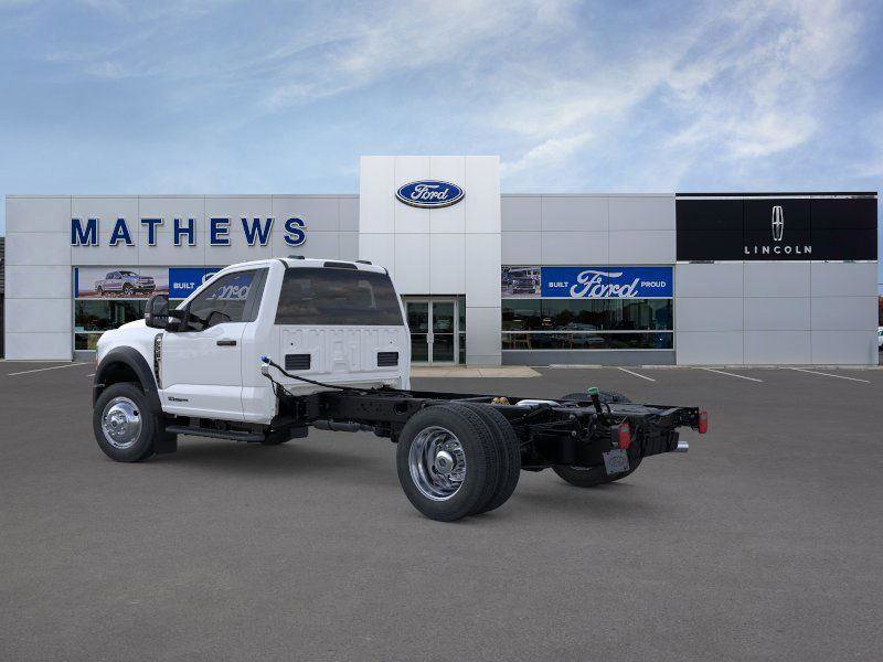 New 2026 Ford F550 4x4 Regular Cab Super Duty image 4