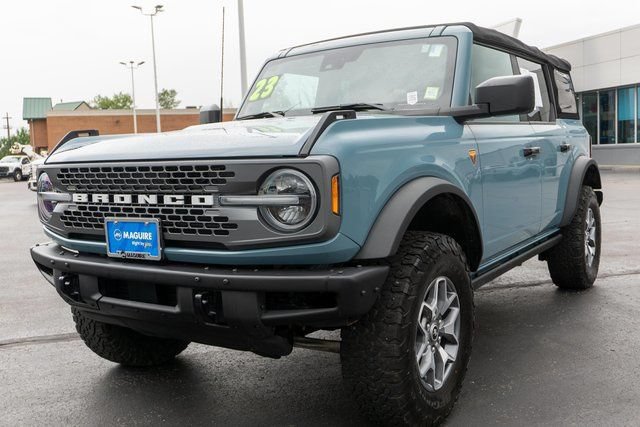 Used 2023 Ford Bronco Badlands AWD/4WD image 2