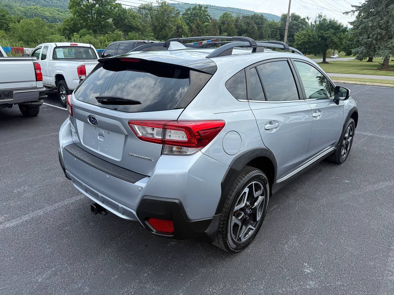 Used 2019 Subaru Crosstrek 2.0i Limited w/ Moonroof Package AWD/4WD image 4