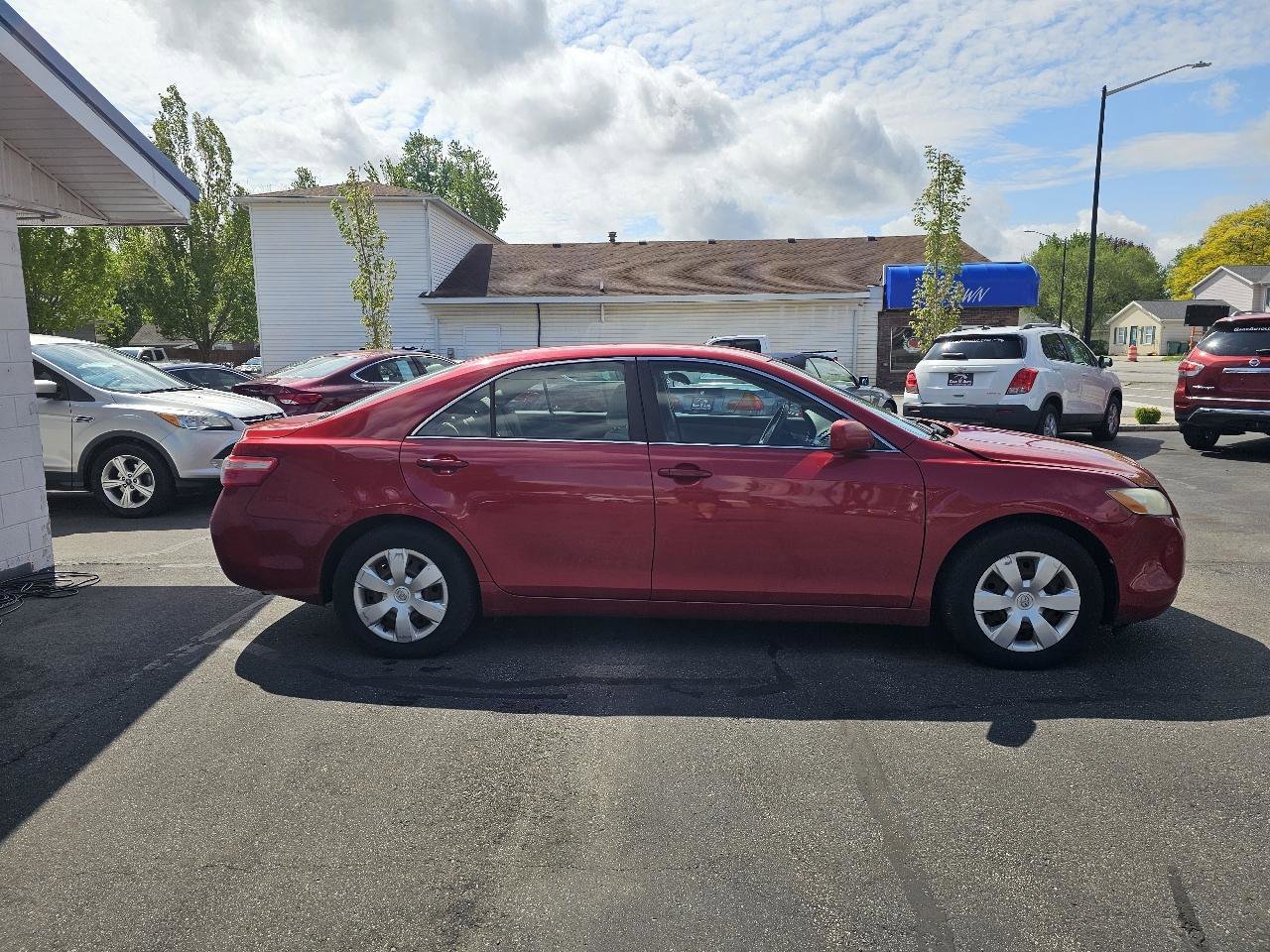 Used 2009 Toyota Camry SE FWD image 13